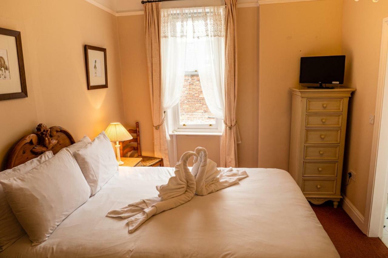 Holiday home Rupert House At The Red House Estate York